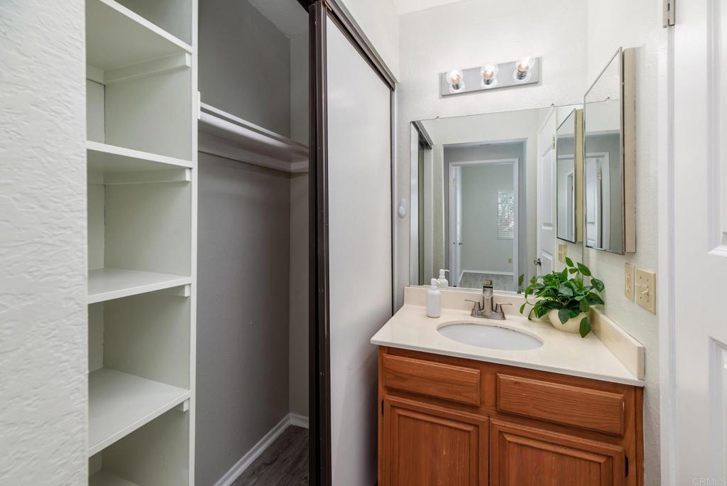 740 Breeze Hill Road, Unit 170 Vista, CA 92081 - Photo 25 of 28