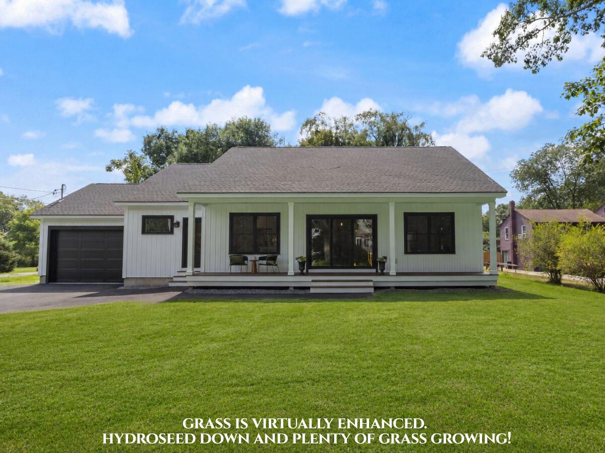 35 Leach Rd, Kittery