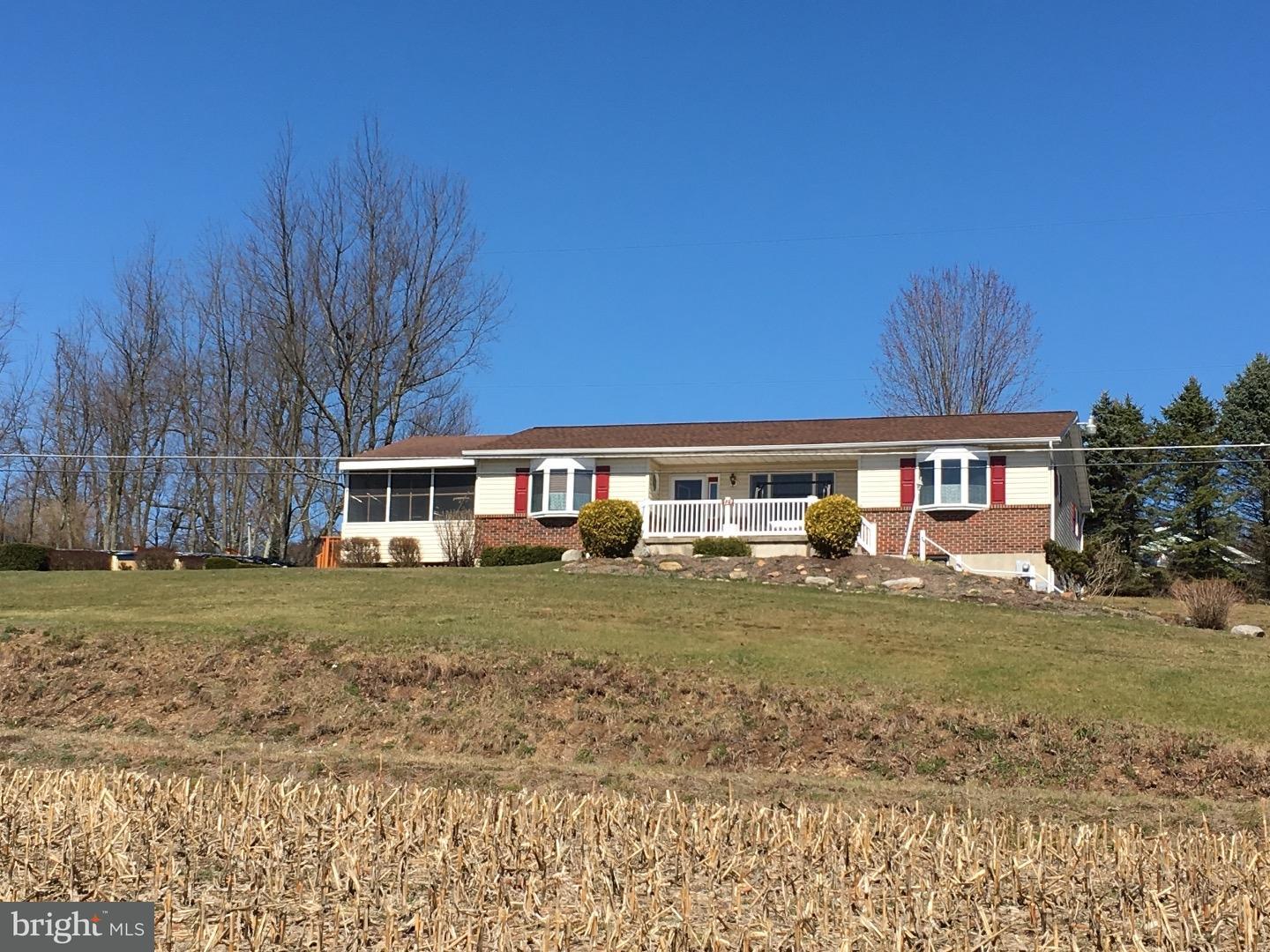 729 Golf Road Tamaqua, PA 18252 - Photo 1 of 22 Gallery Image 1