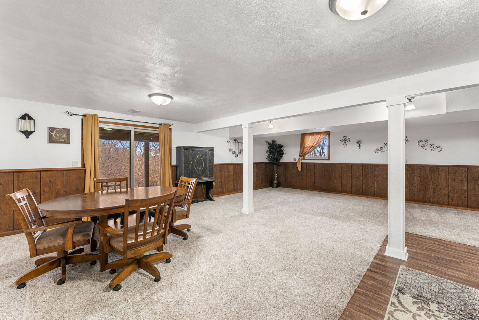 110 Andrea Court Cleveland, IL 61241 - Photo 22 of 23 a view of a livingroom with furniture and window