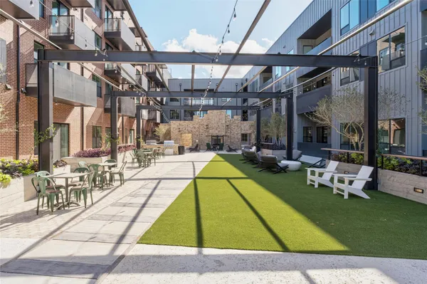 $1,800 | 4510 Terry-O Lane, Unit 110, Austin, TX 78745