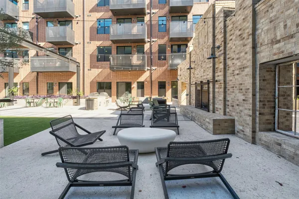 $1,800 | 4510 Terry-O Lane, Unit 110, Austin, TX 78745