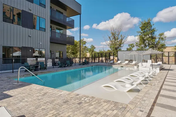 $1,800 | 4510 Terry-O Lane, Unit 110, Austin, TX 78745