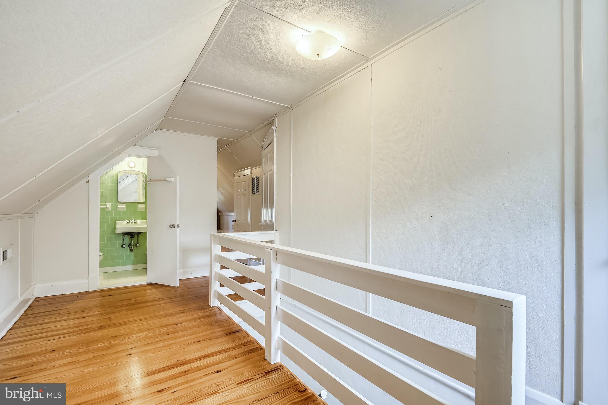 311 St Dunstans Road Baltimore, MD 21212 - Photo 41 of 67 Third floor finished attic space