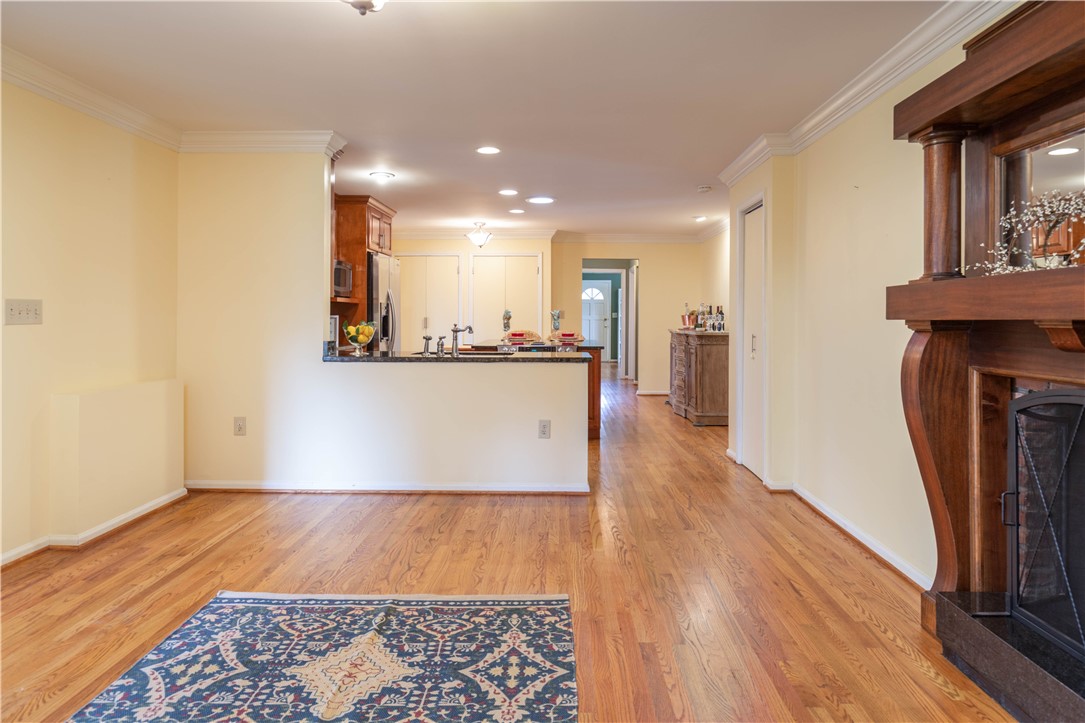 706 Quincy Road Seneca, SC 29678 - Photo 18 of 39 Gallery Image 18