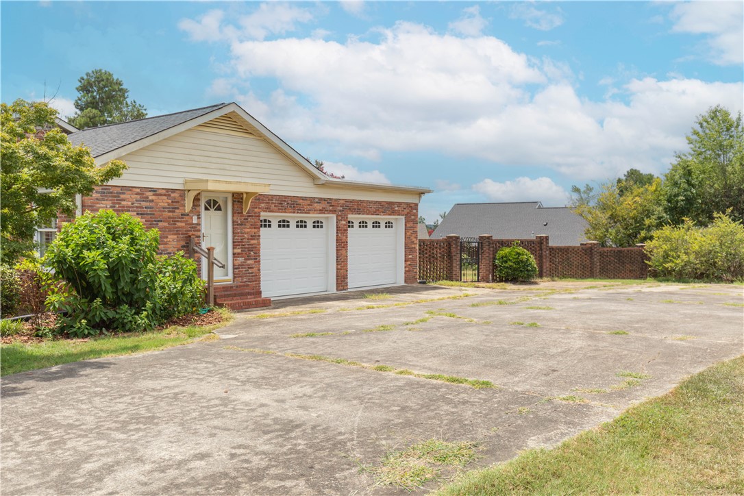 706 Quincy Road Seneca, SC 29678 - Photo 30 of 39 Gallery Image 30