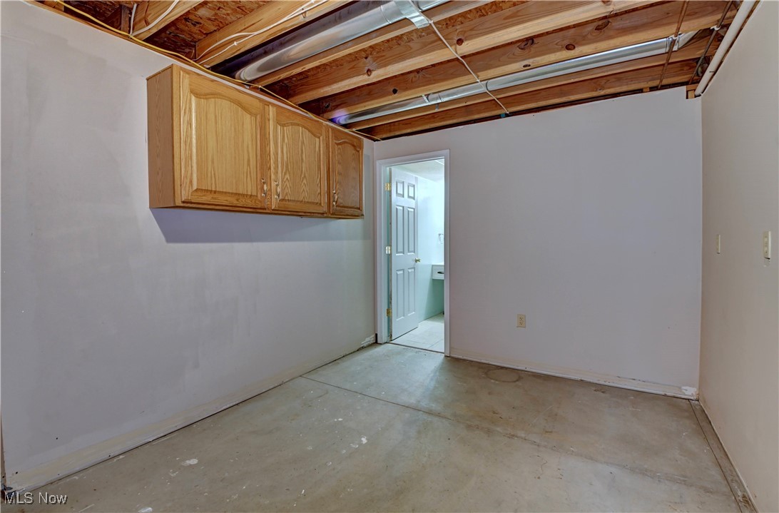 577 May Valley Road Southwest New Philadelphia, OH 44663 - Photo 20 of 40 Gallery Image 20