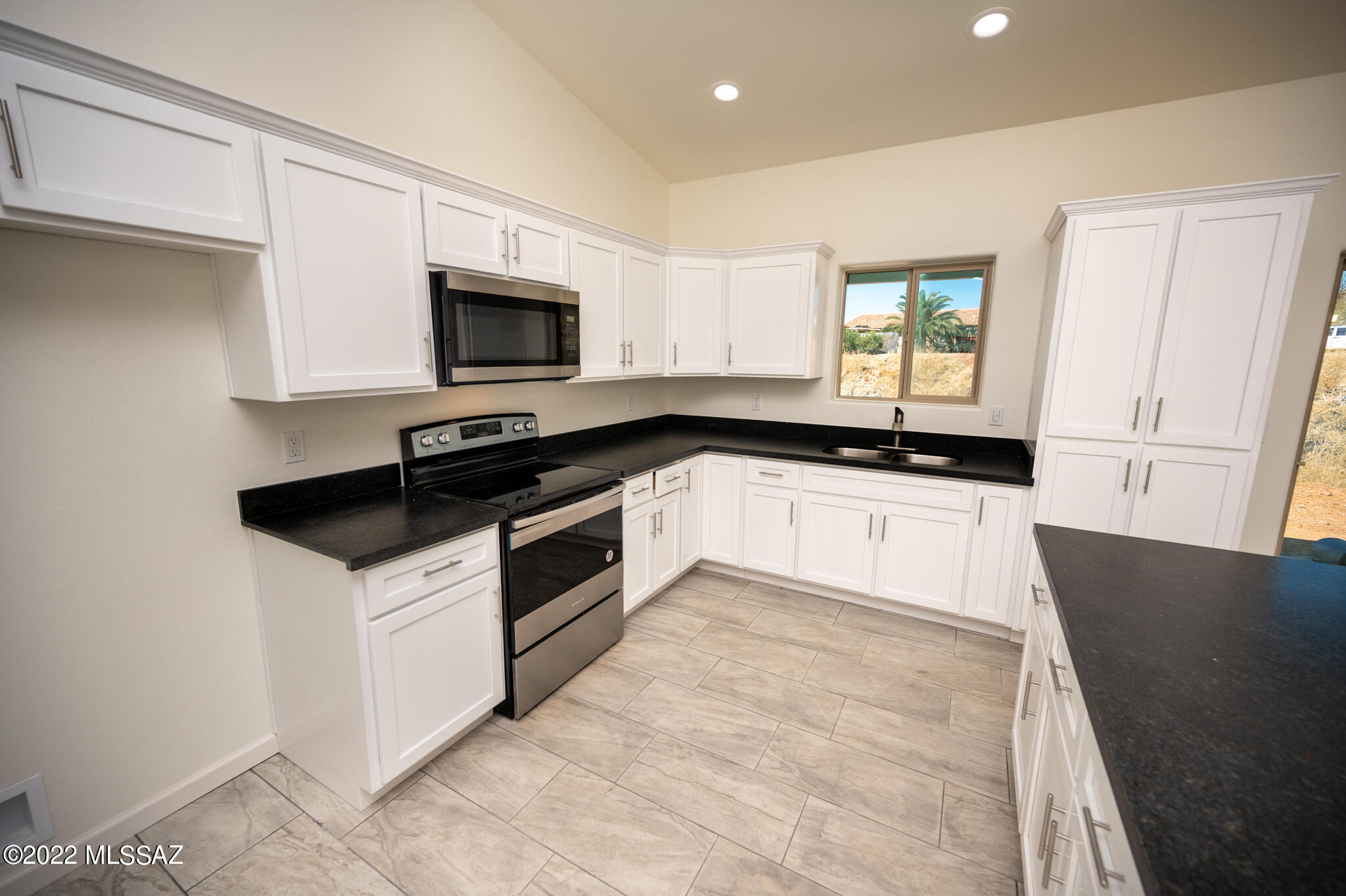 406 Calle Pegaso, Unit 3 Rio Rico, AZ 85648 - Photo 20 of 25 Under construction, picture from the same model that has been sold.