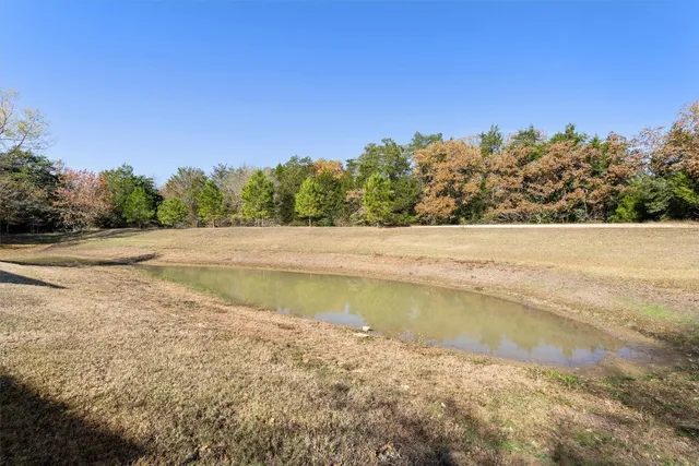 $425,000 | 4992 Farm To Market Road 1624, Lexington, TX 78947