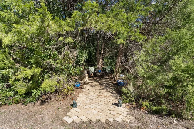 $425,000 | 4992 Farm To Market Road 1624, Lexington, TX 78947