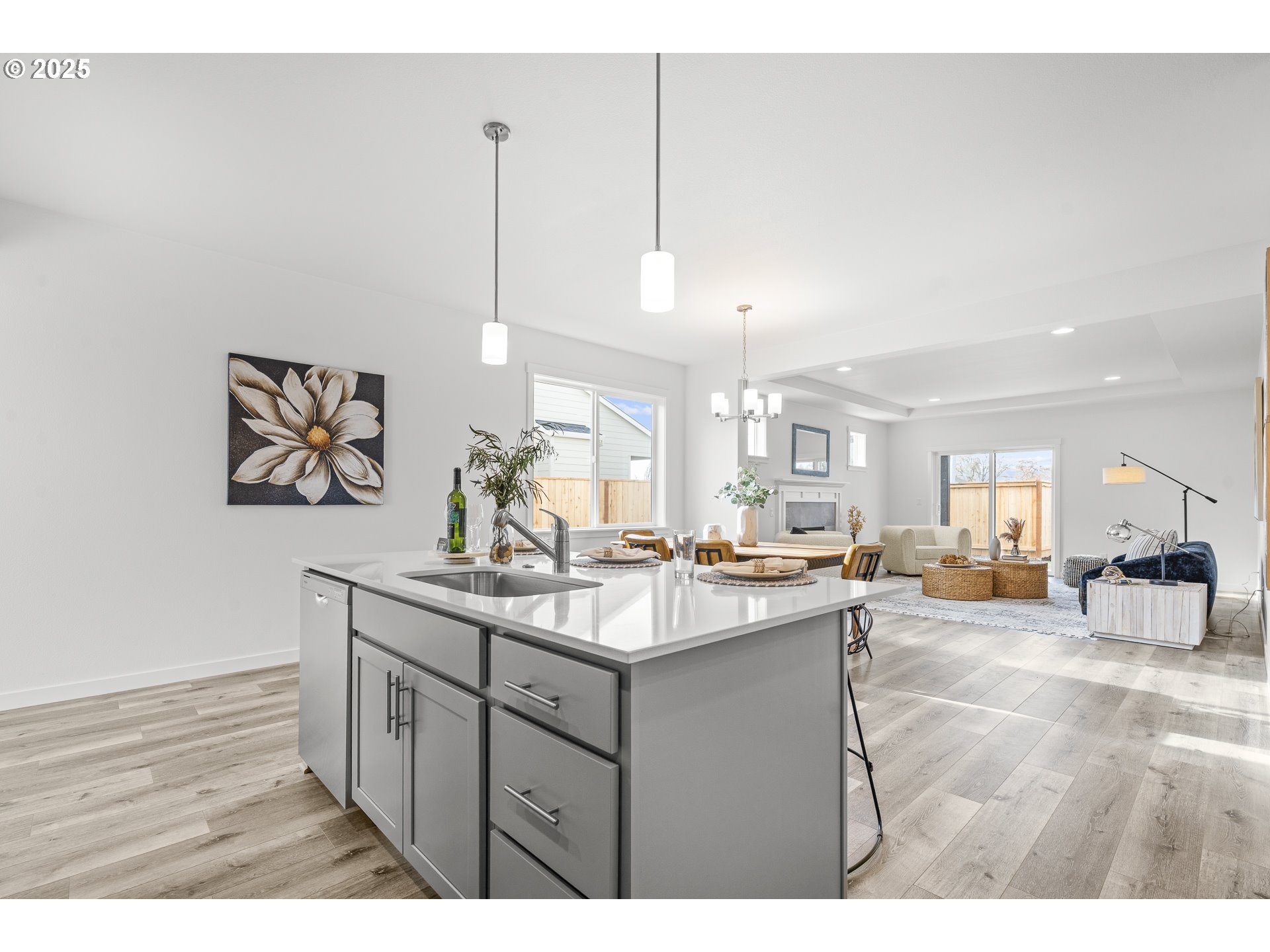 665 Parker Loop Silverton, OR 97381 - Photo 10 of 38 a kitchen with a sink and cabinets