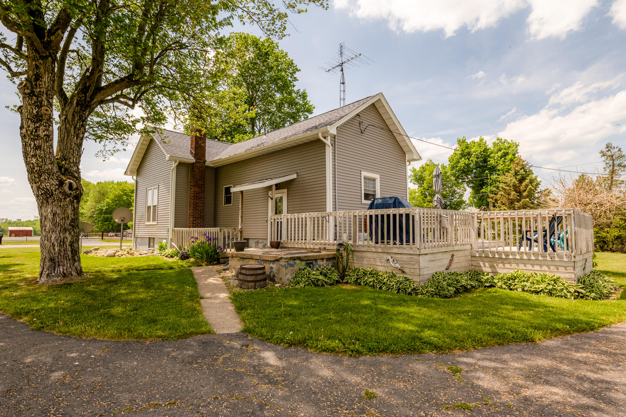 9111 Hagar Shore Road Watervliet, MI 49098 - Photo 22 of 25 Hagar Shore-105