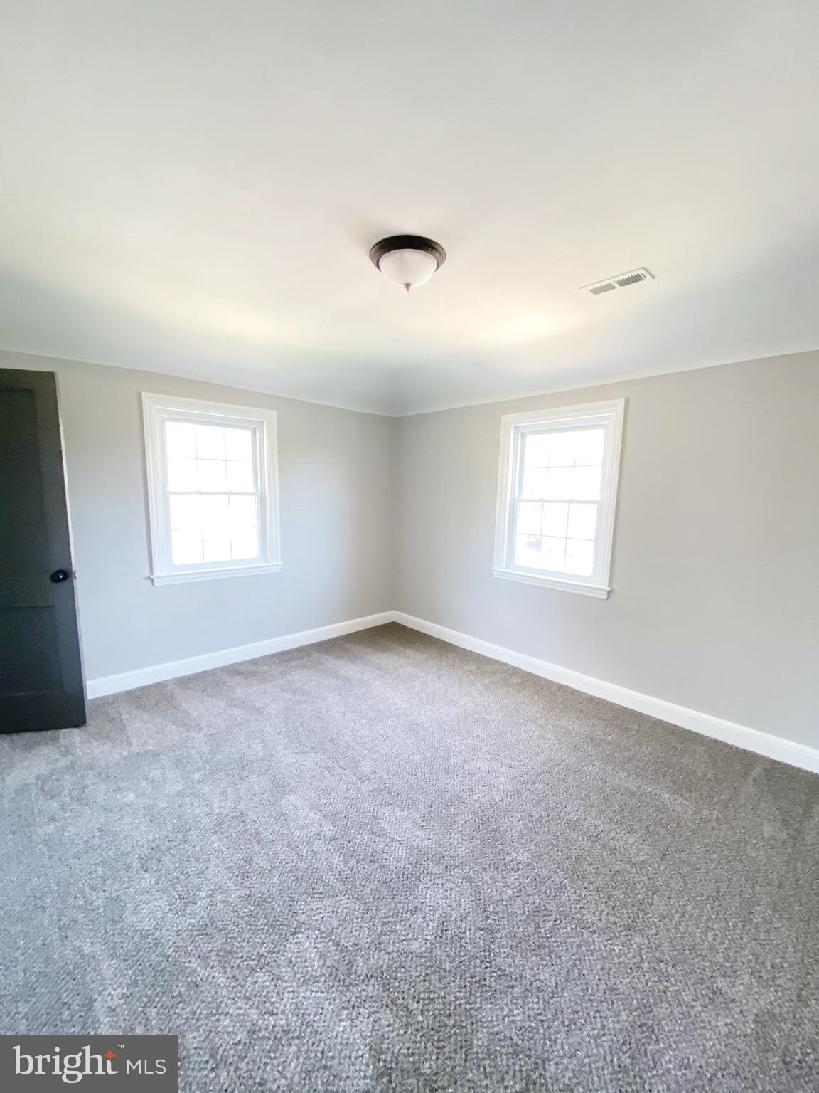 708 Devonshire Road Baltimore, MD 21229 - Photo 10 of 20 2nd Bedroom Upstairs