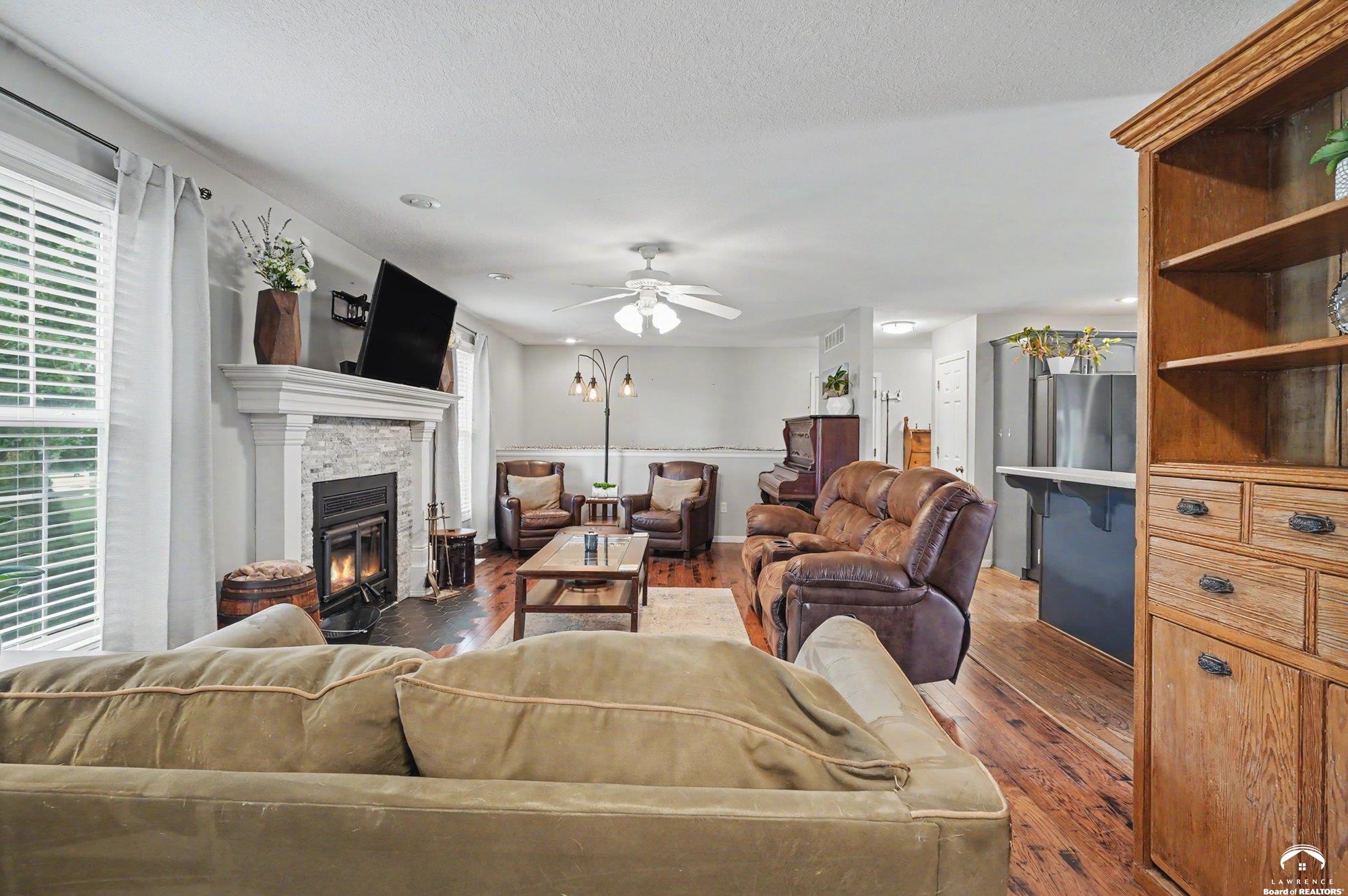 996 East 750th Road Lawrence, KS 66047 - Photo 7 of 65 Gallery Image 7