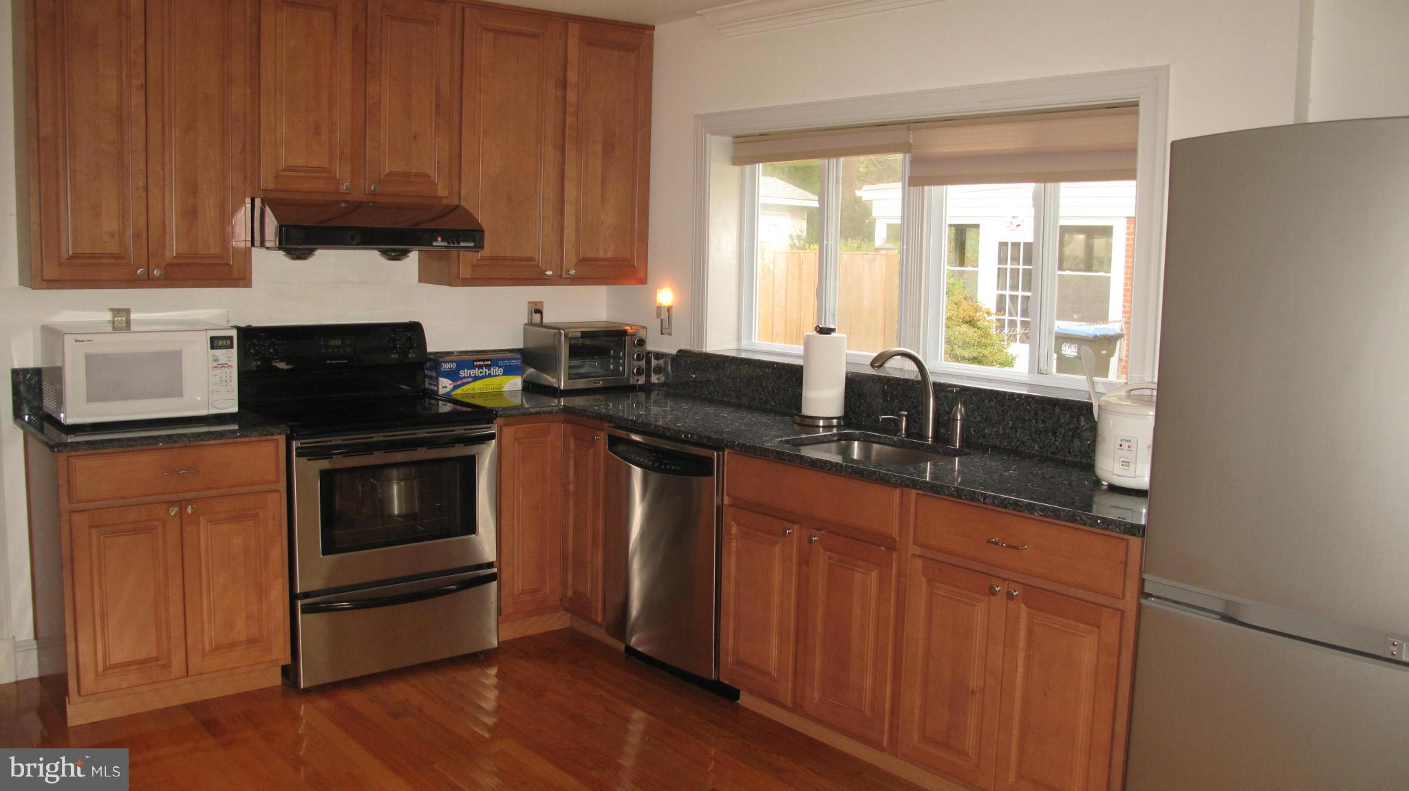 5503 Moultrie Road Springfield, VA 22151 - Photo 3 of 13 Kitchen