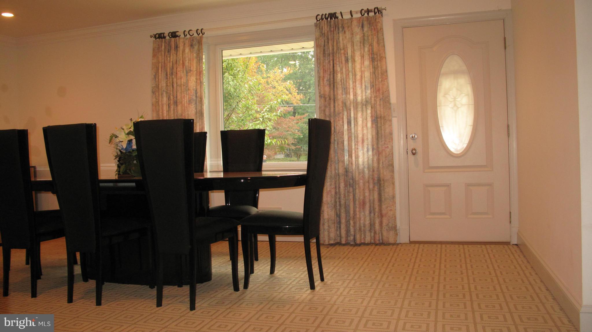 5503 Moultrie Road Springfield, VA 22151 - Photo 6 of 13 Dining Room