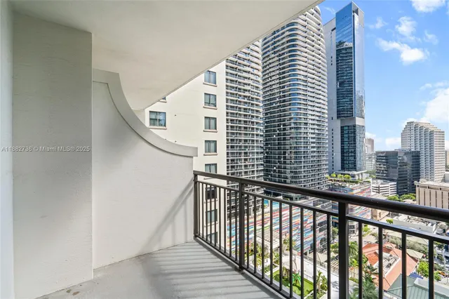 $460,000 | 999 Southwest 1st Avenue, Unit 2208, Miami, FL 33130