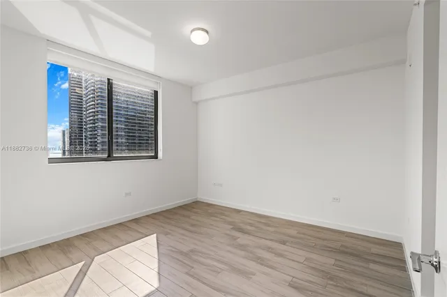 $460,000 | 999 Southwest 1st Avenue, Unit 2208, Miami, FL 33130