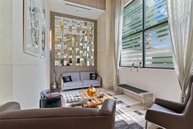 $460,000 | 999 Southwest 1st Avenue, Unit 2208, Miami, FL 33130