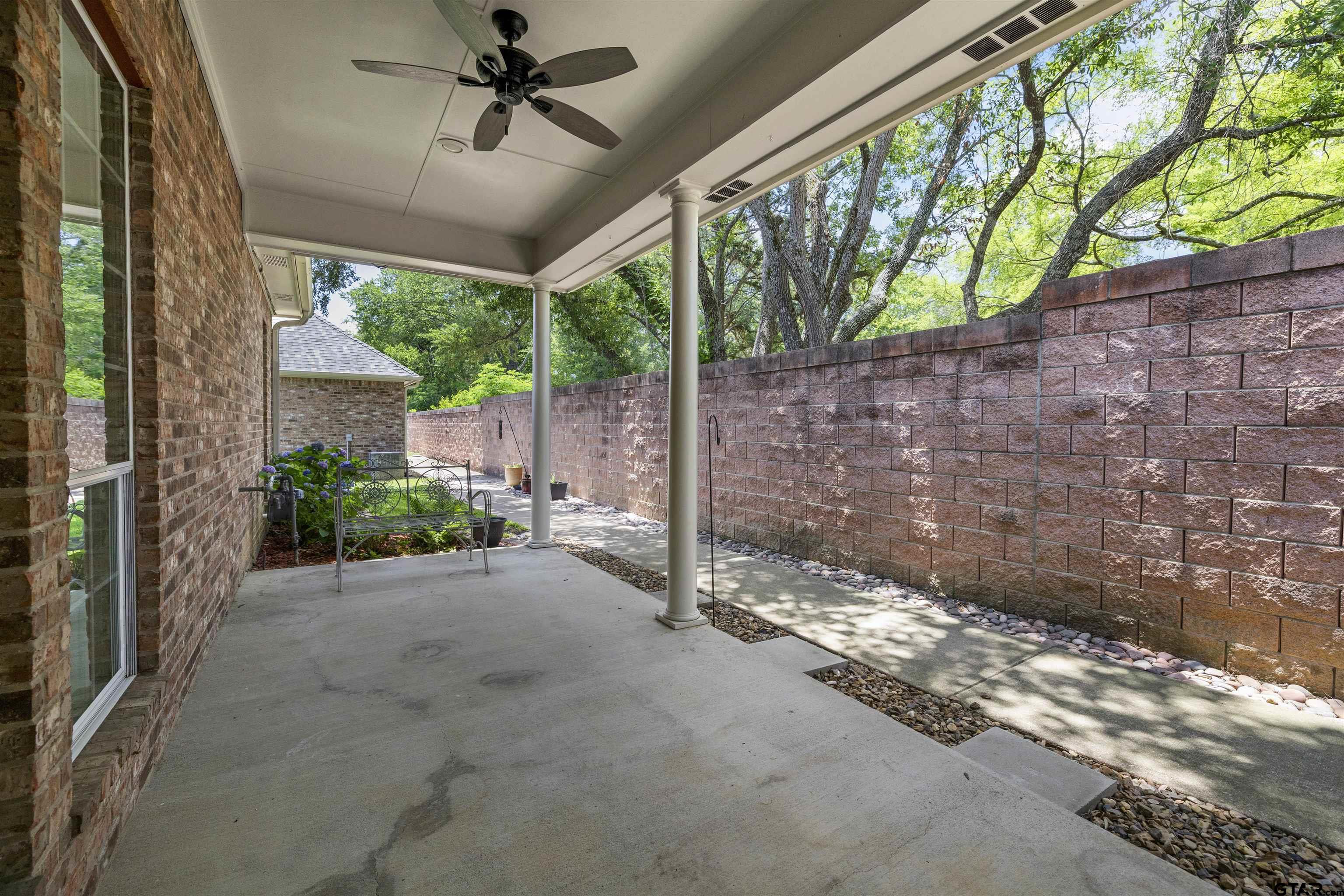 2409 Homestead Lane Tyler, TX 75701 - Photo 15 of 23