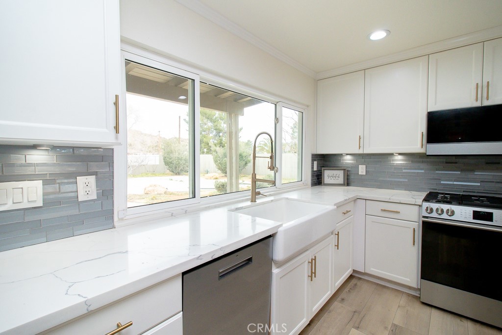 20376 Tonawanda Road Apple Valley, CA 92307 - Photo 21 of 67