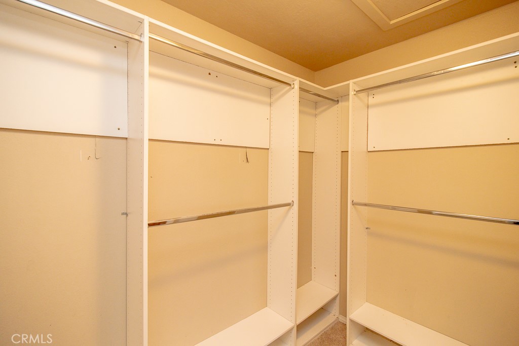 20376 Tonawanda Road Apple Valley, CA 92307 - Photo 32 of 67 a view of a small room