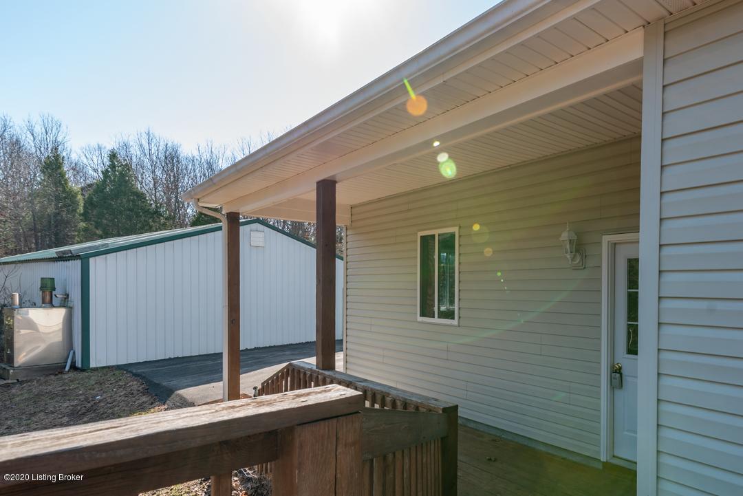3054 Olaton Road Olaton, KY 42361 - Photo 16 of 51 DSC_2954
