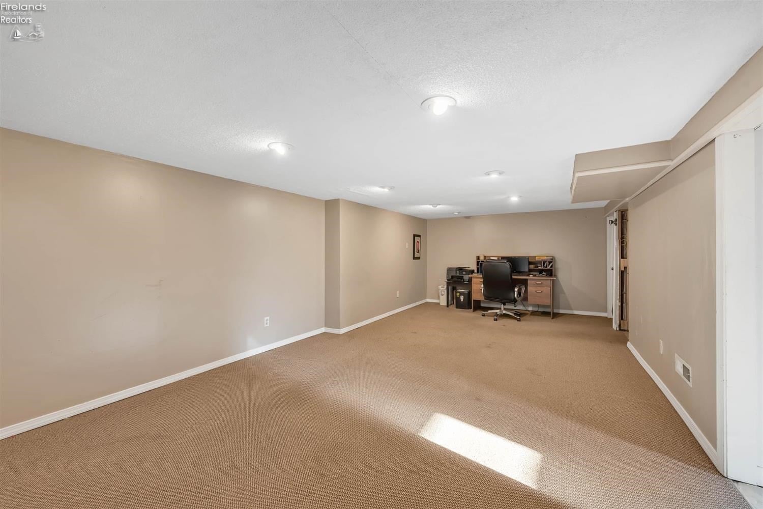1719 Morrison Road Fremont, OH 43420 - Photo 21 of 46 Gallery Image 21