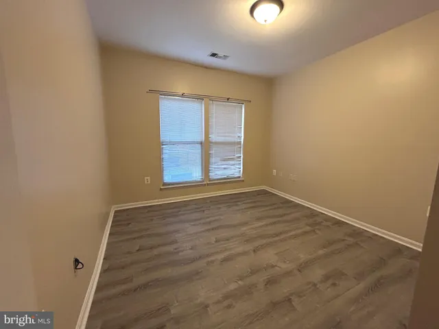 $2,450 | 2921 Deer Hollow Way, Unit 116, Fairfax, VA 22031