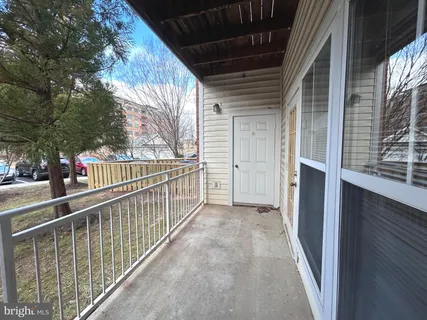 $2,450 | 2921 Deer Hollow Way, Unit 116, Fairfax, VA 22031