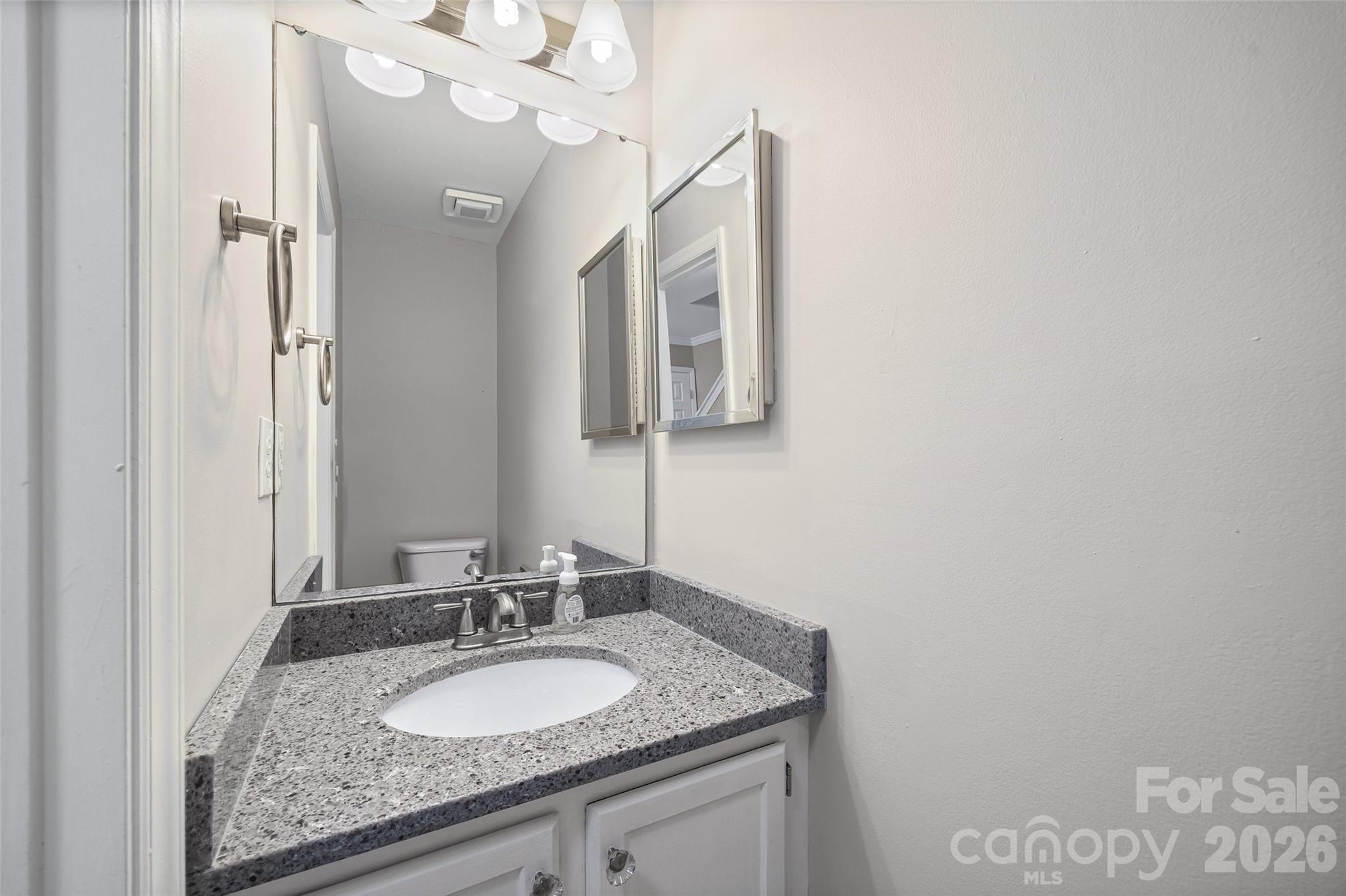 704 Heritage Parkway Fort Mill, SC 29715 - Photo 16 of 29