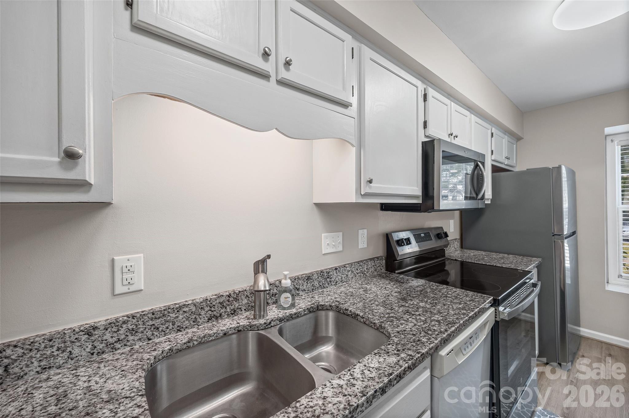 704 Heritage Parkway Fort Mill, SC 29715 - Photo 7 of 29