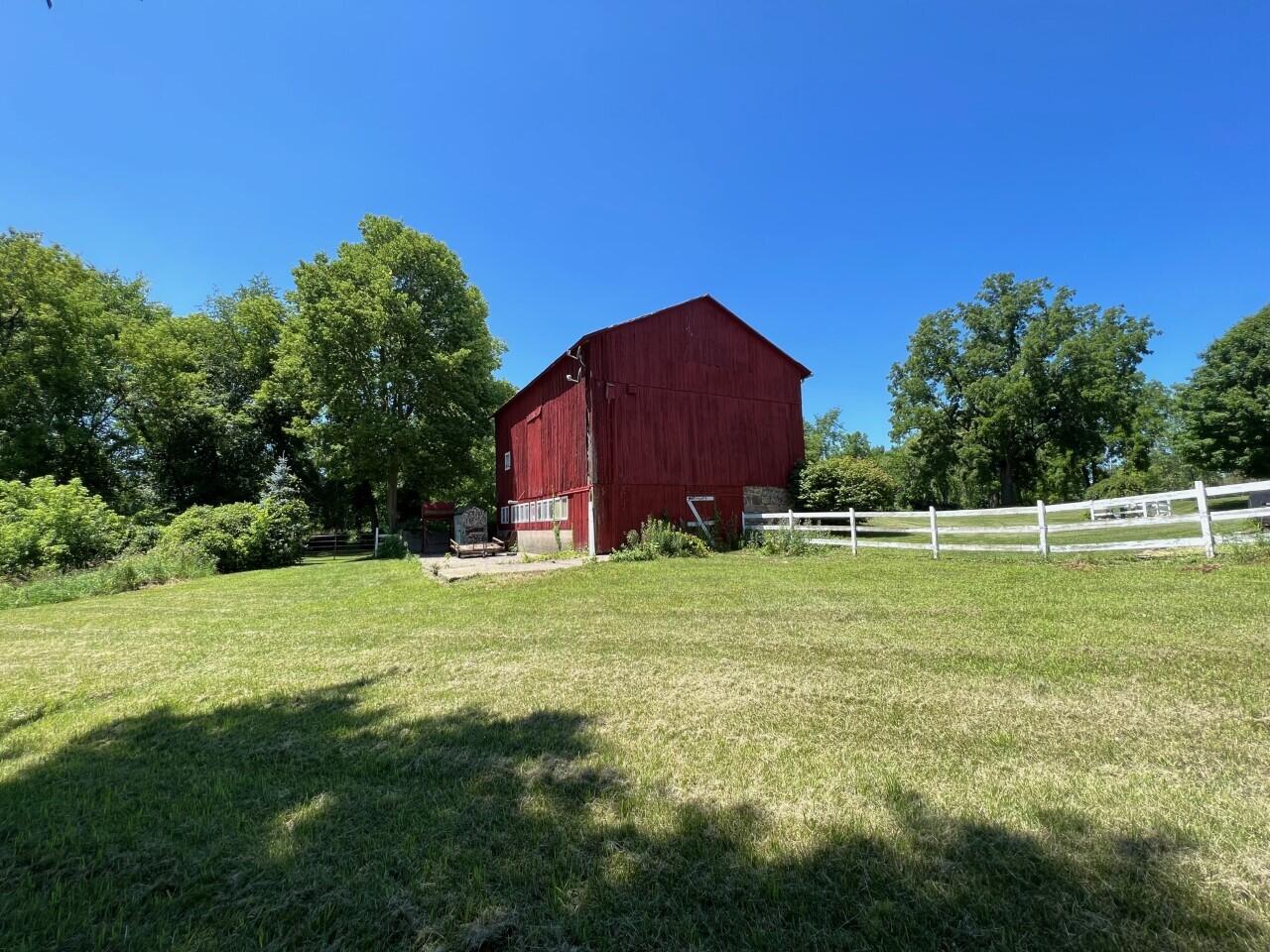 3951 Waldron Road North Adams, MI 49262 - Photo 17 of 104 thumbnail_IMG_9765