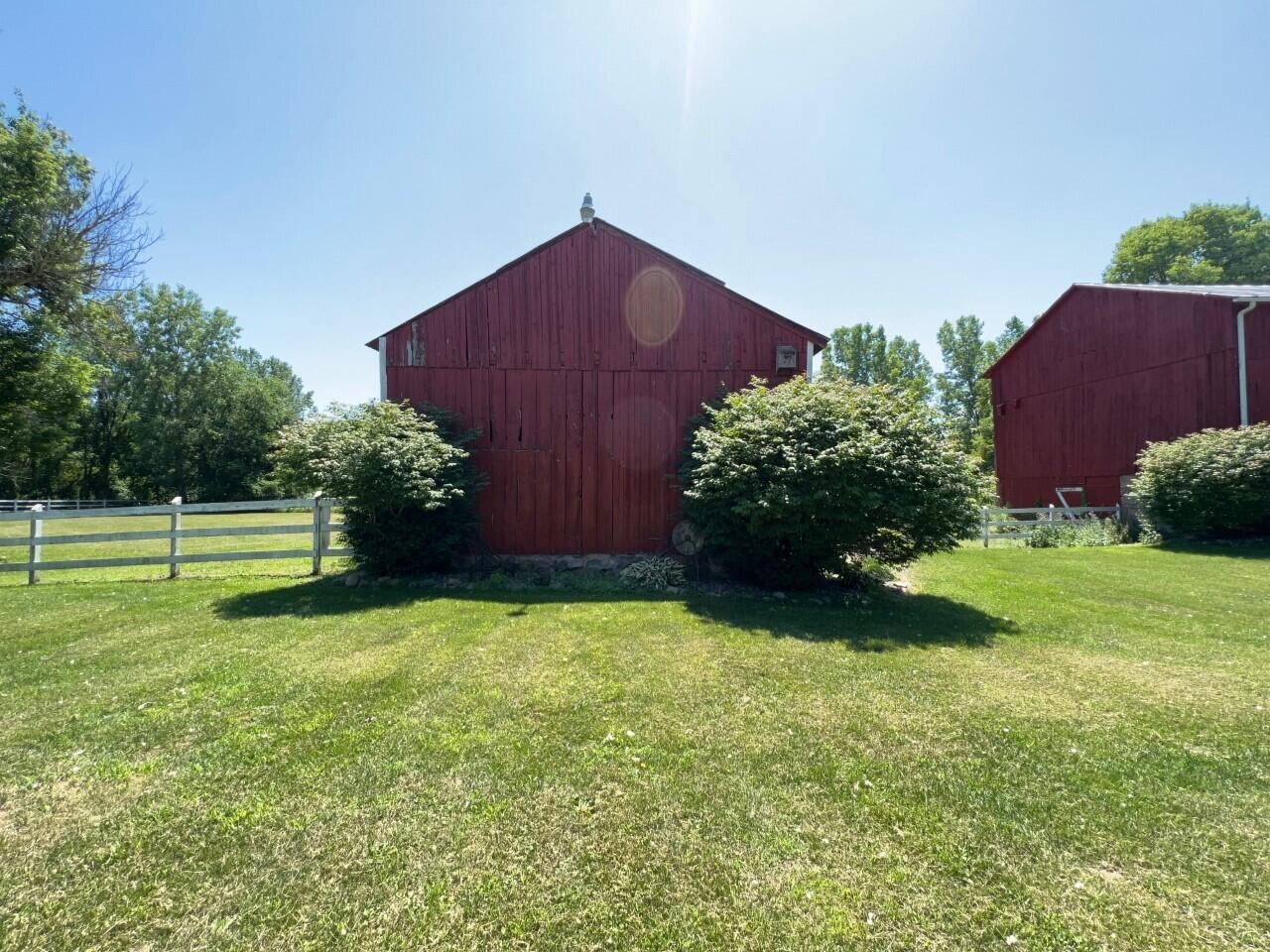 3951 Waldron Road North Adams, MI 49262 - Photo 21 of 104 thumbnail_IMG_9771