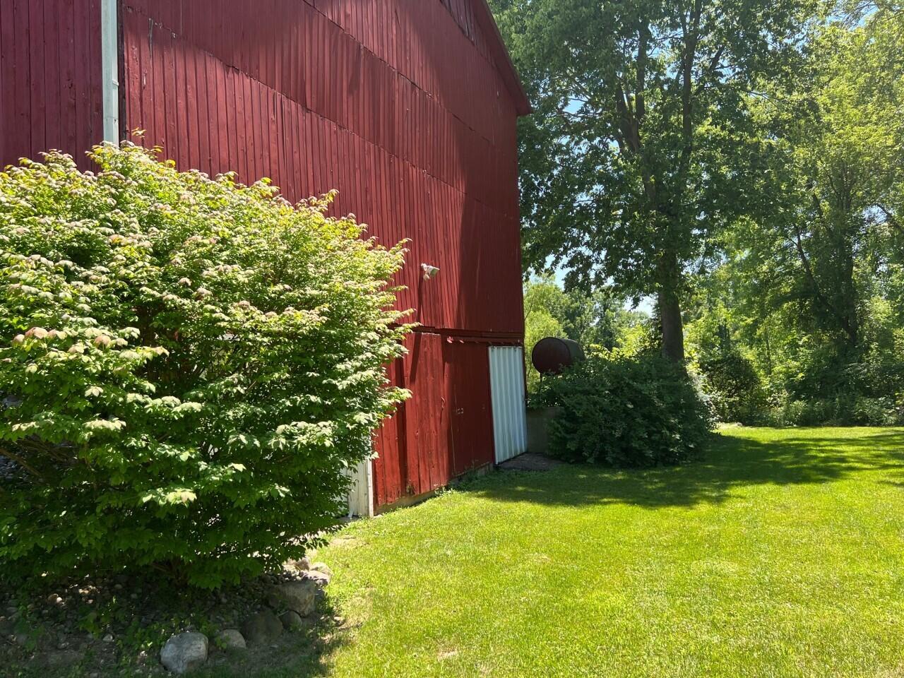 3951 Waldron Road North Adams, MI 49262 - Photo 24 of 104 thumbnail_IMG_9778