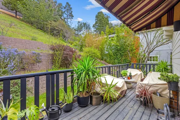$988,888 | 3320 Robinson Drive, Oakland, CA 94602