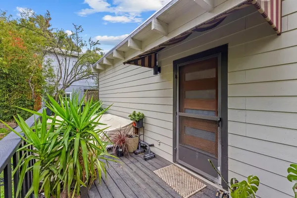 $988,888 | 3320 Robinson Drive, Oakland, CA 94602
