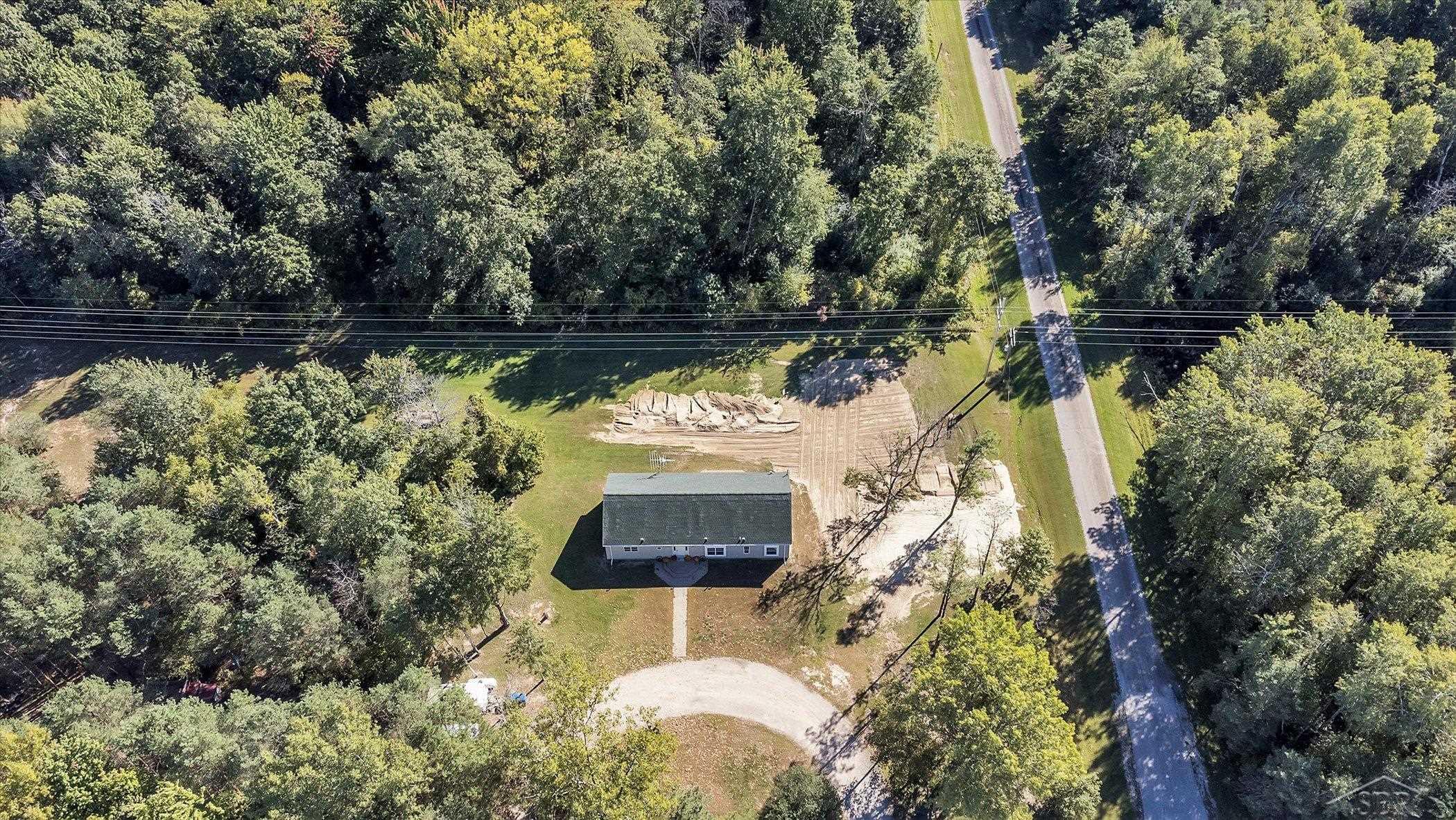 4758 North Meridian Road Hope, MI 48628 - Photo 49 of 65 50091232-48.JPG