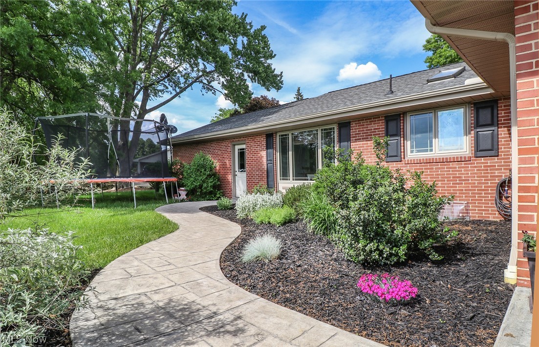 1126 Hilltop Road New Philadelphia, OH 44663 - Photo 17 of 25 Gallery Image 17