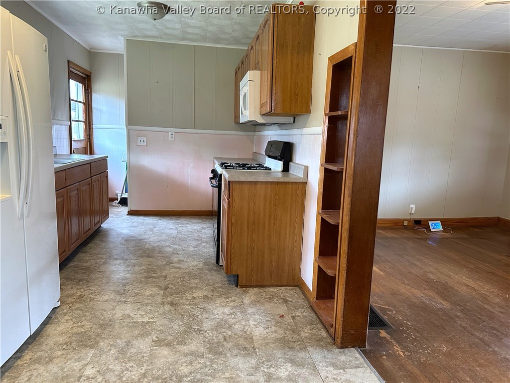 5544 Charleston Road Ripley, WV 25271 - Photo 7 of 33 Gallery Image 7