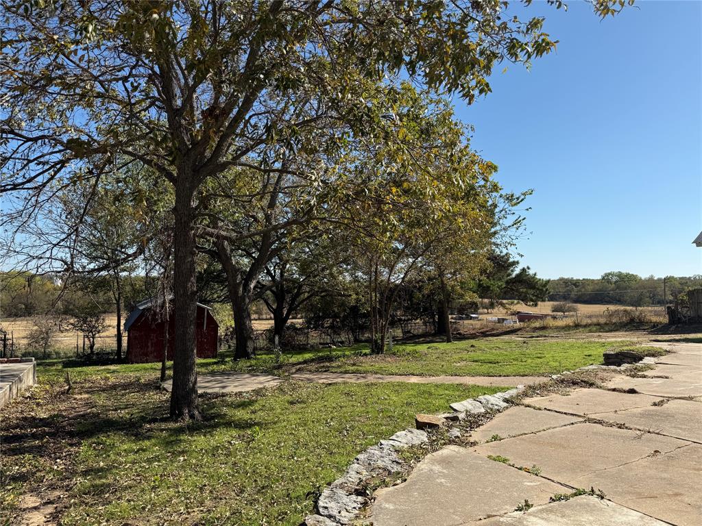 1102 Chilton Street Weatherford, TX 76086 - Photo 28 of 28 a park view with a fountain