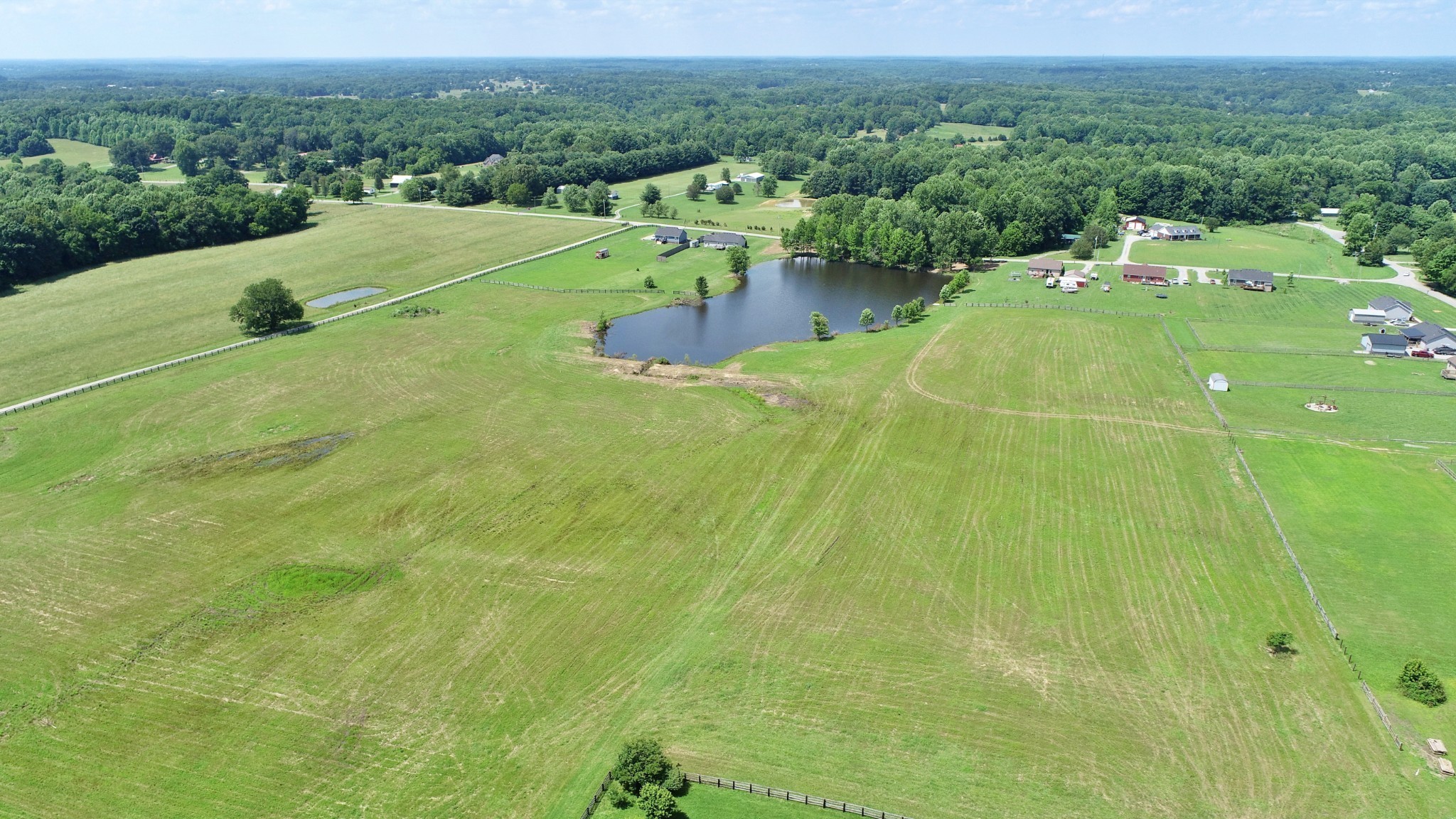 4 Gil Hodges Road Portland, TN 37148 - Photo 3 of 16 a view of a city