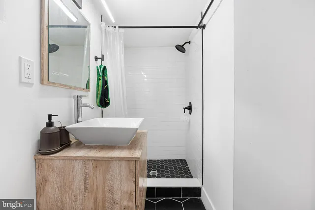 $335,000 | 2937 Nicholas Street, Philadelphia, PA 19121