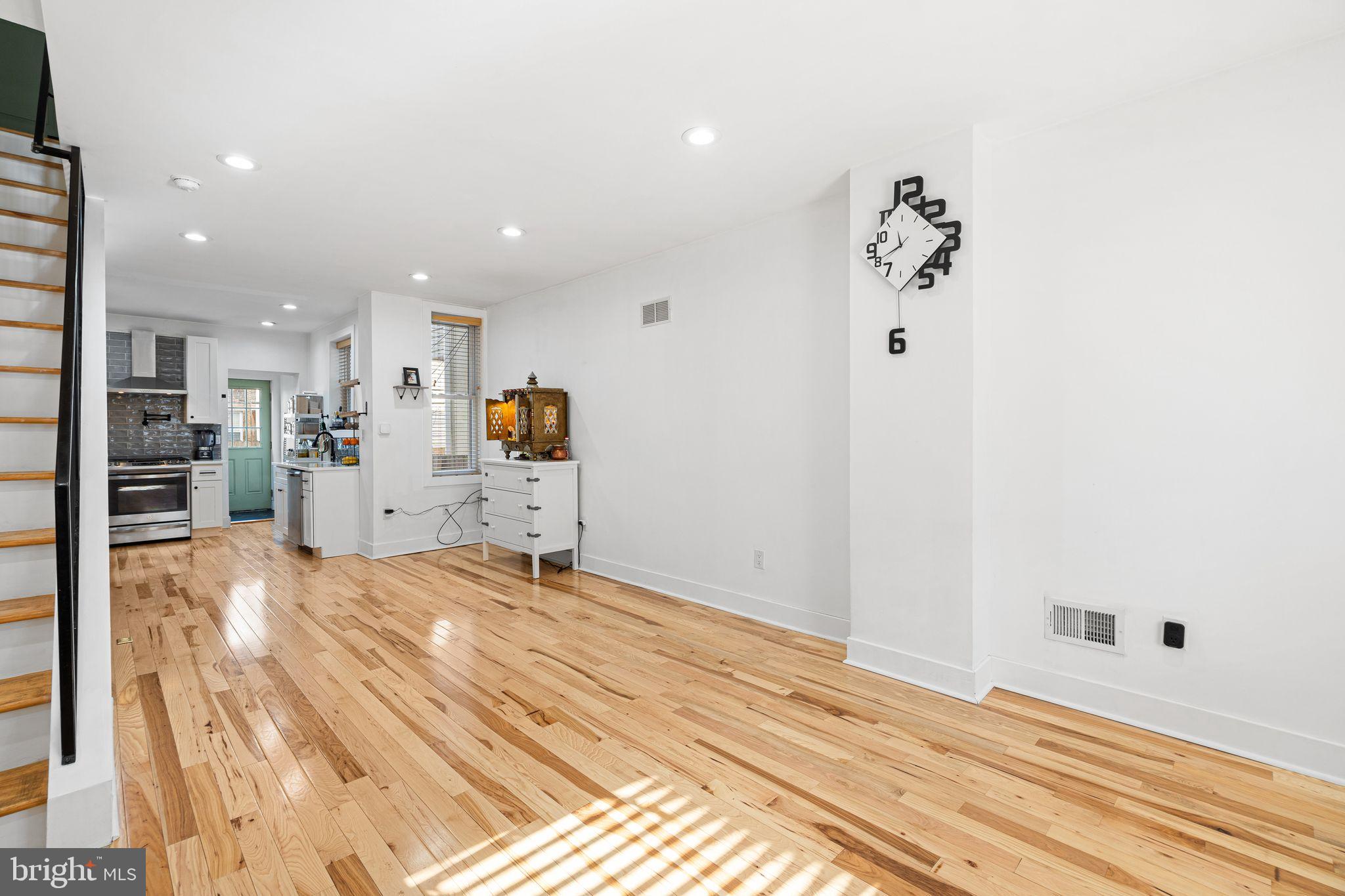 2937 Nicholas Street Philadelphia, PA 19121 - Photo 5 of 33 a view of a living room