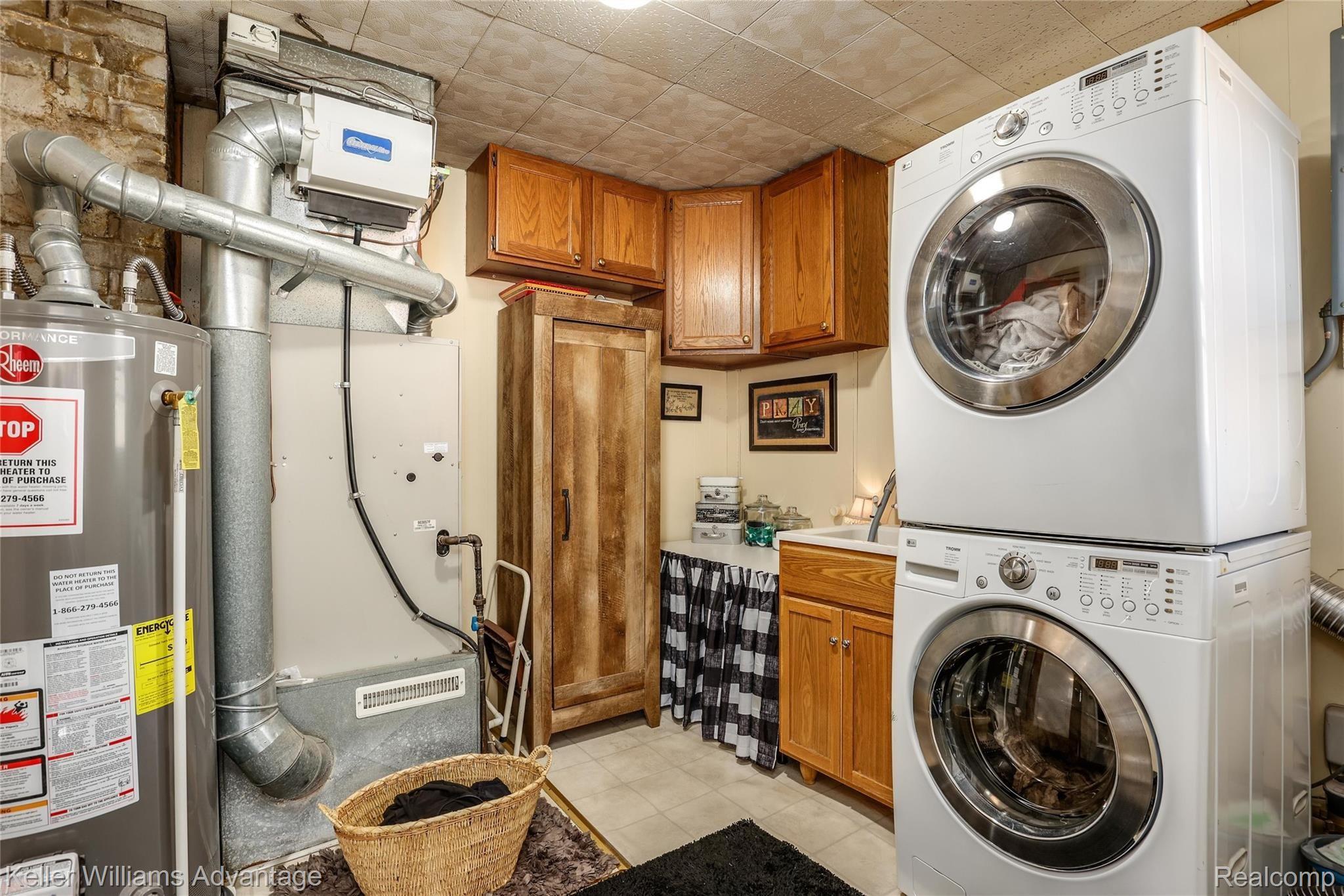 19731 Haggerty Road Belleville, MI 48111 - Photo 22 of 52 1st Floor Laundry Room