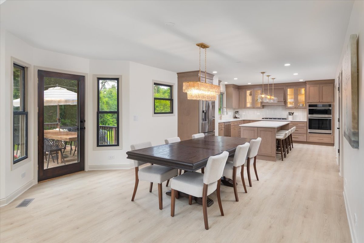 318 North West Road Lombard, IL 60148 - Photo 13 of 55 Gallery Image 13