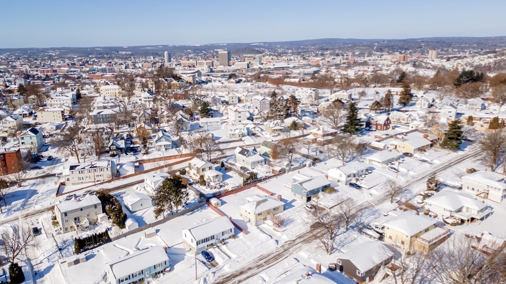 34 Robin Road Worcester, MA 01604 - Photo 38 of 42 an aerial view of a city