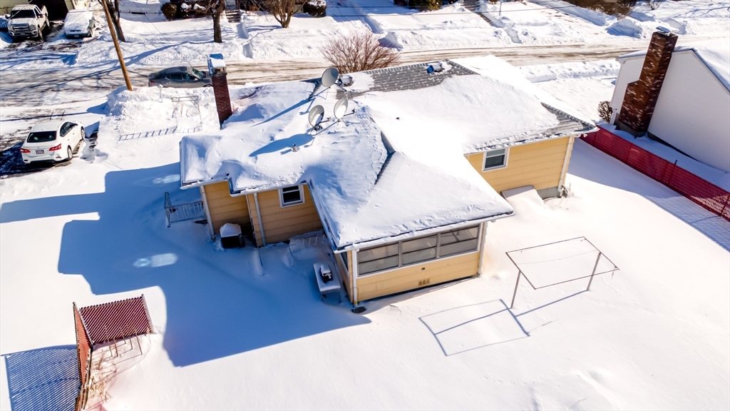 34 Robin Road Worcester, MA 01604 - Photo 8 of 42