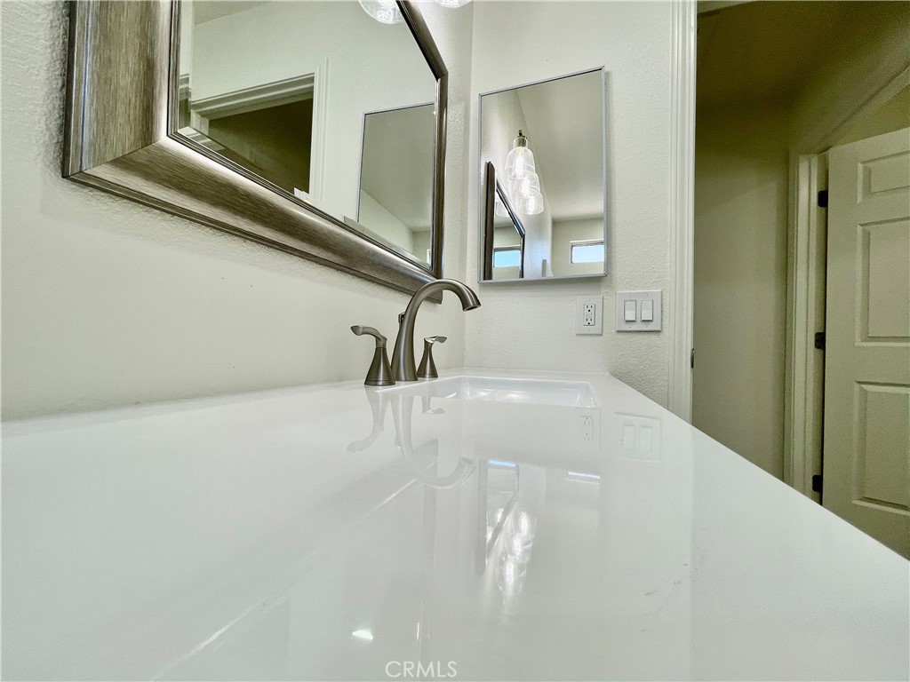 29928 Evans Road Menifee, CA 92586 - Photo 32 of 45 Primary Bathroom