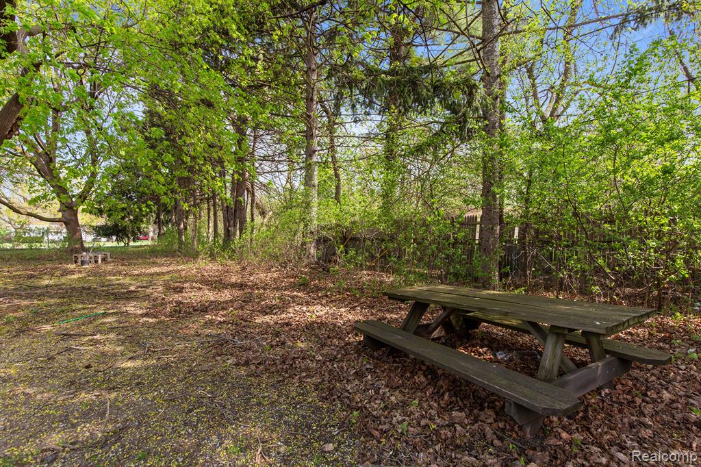 2247 Walton Boulevard, Unit 46 Rochester, MI 48309 - Photo 16 of 16